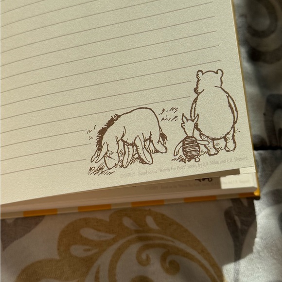 Disney Winnie The Pooh Notebook - Picture 7 of 8